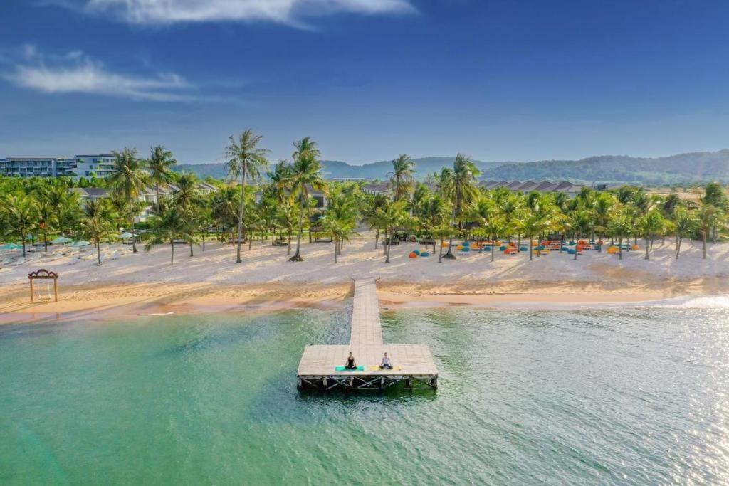 Marina Resort Waterfront Minh Phu Quoc Beach Swimming Pool Buitenkant foto